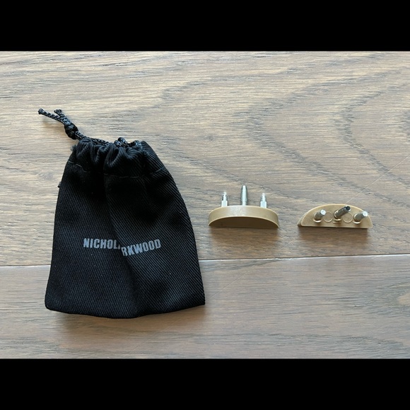 Nicholas Kirkwood Beige Leather Pearl Pumps - Picture 7 of 7